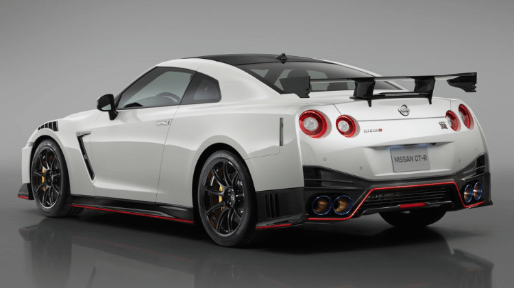 Nissan GT-R Nismo (2).png